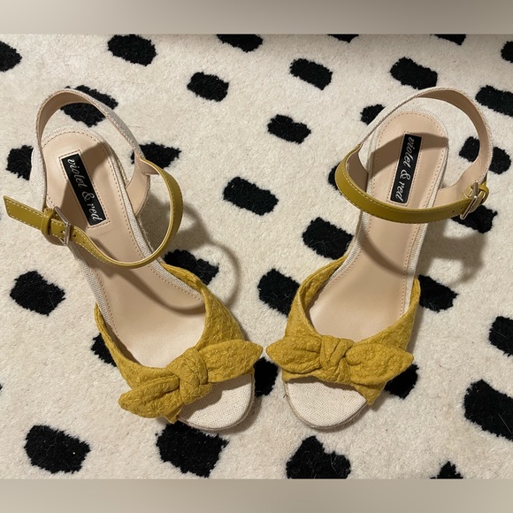 Violet & Red Espadrille Wedges - Picture 5 of 5